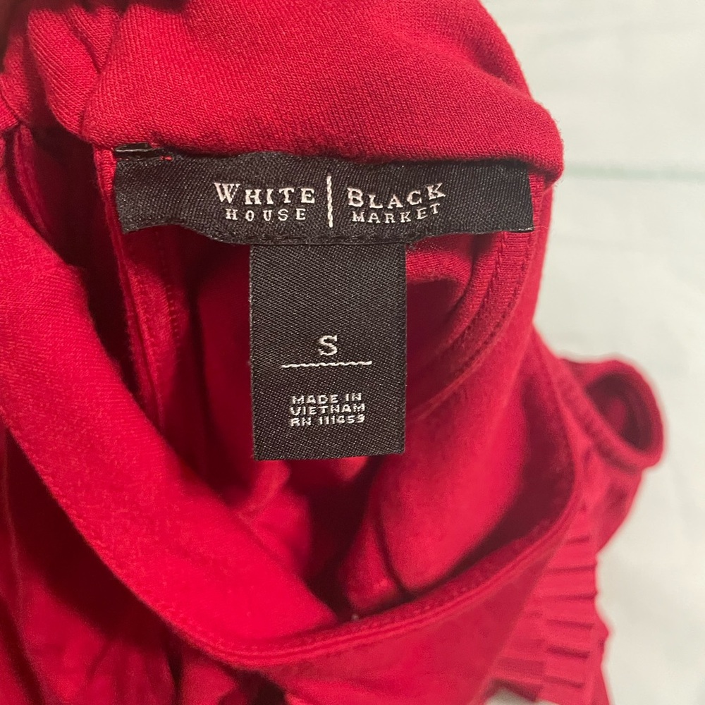 WHBM Beautiful Red Ruffle Halter Too - Picture 4 of 4